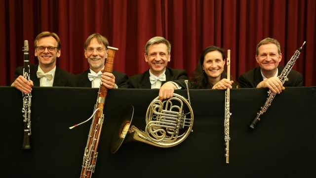 Titelmotiv &amp;quot;Liebe, Verrat und andere Missverst&auml;ndnisse&amp;quot; mit dem Bl&auml;serquintett der S&auml;chsischen Bl&auml;serphilharmonie