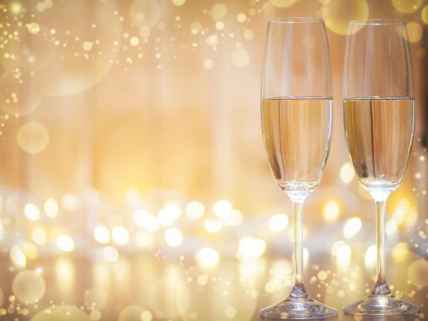 Sekt-Silvester | © AdobeStock