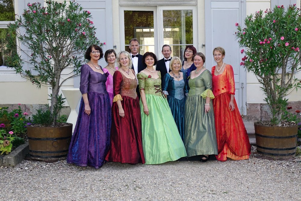 Titelmotiv &bdquo;Ein Nachmittag voll mit Operette&ldquo; mit dem Johann-Strauss-Chor Leipzig