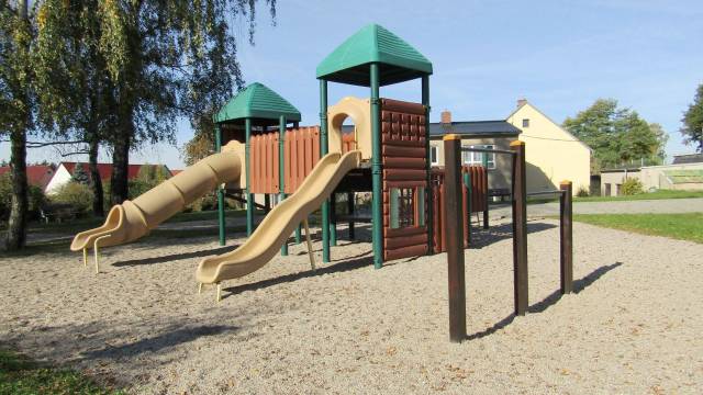 s_tourismus-bad-lausick-spielplatz-ballendorf Tourismus Bad Lausick – Sehenswertes