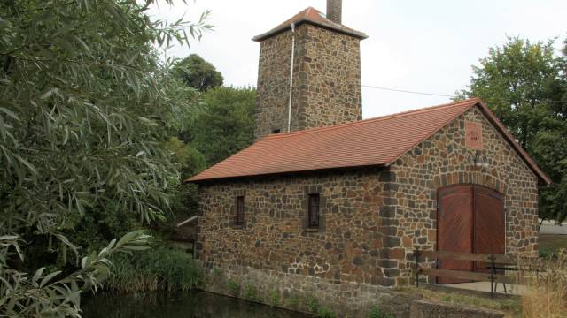Ballendorf, Spritzenhaus mit Schlauchturm