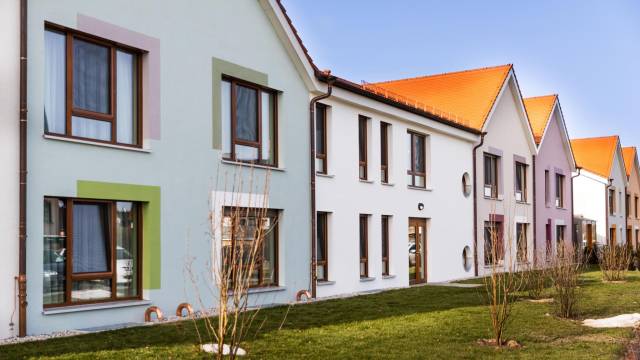 Außenansicht der Unterkünfte der Klinik